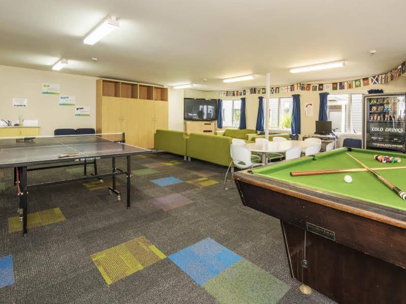 Hotel Akoranga Student Village 2*